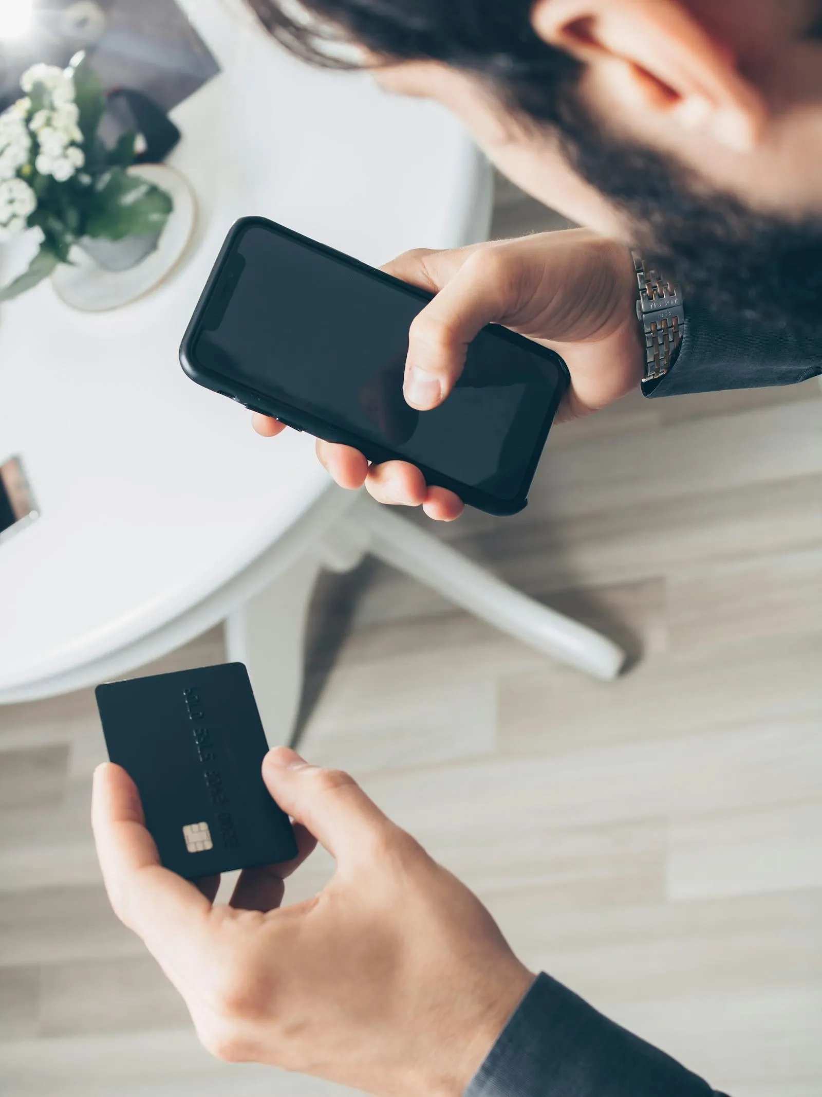 Banques en ligne vs neobanques en 2026